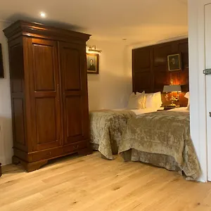 23 Mayfield ***** Edinburgh